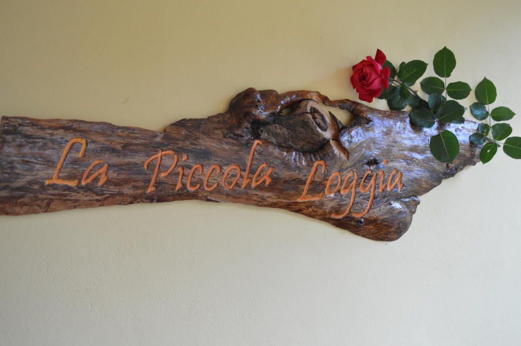 דירות טוריטה די סיינה La Piccola Loggia מראה חיצוני תמונה
